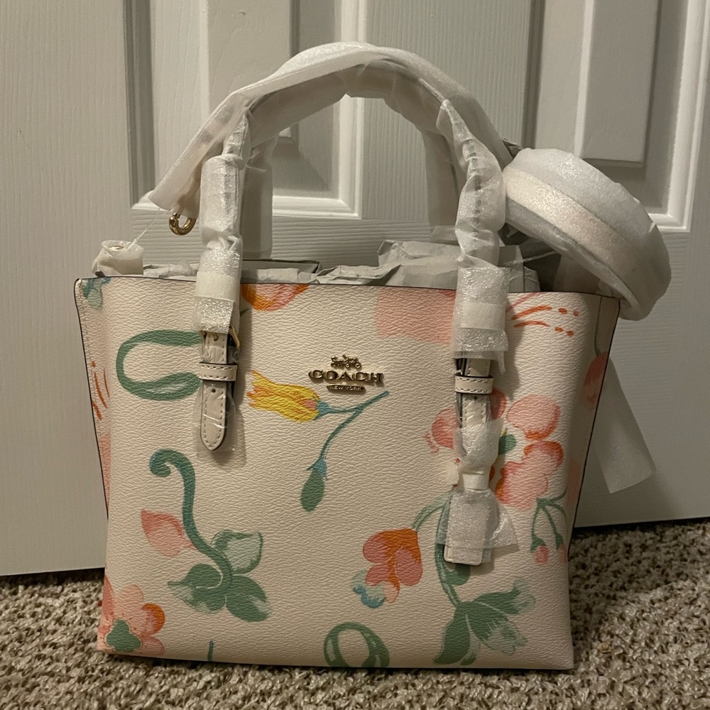 Coach Mollie Tote!